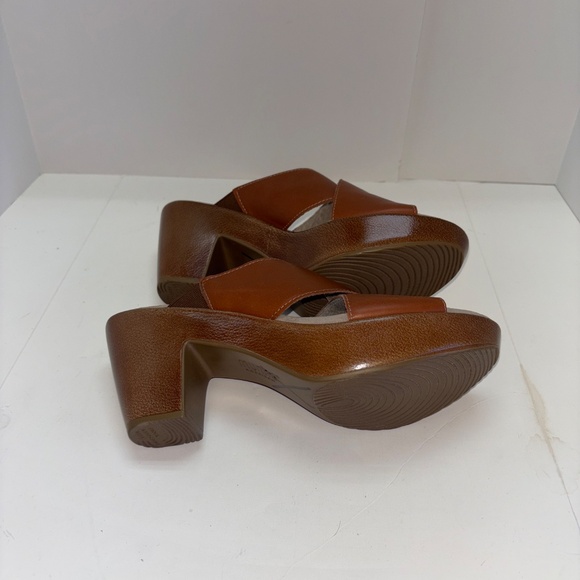 Women’s Brown Leather Munro American Slide Sandals Sz 9 M - Picture 6 of 6